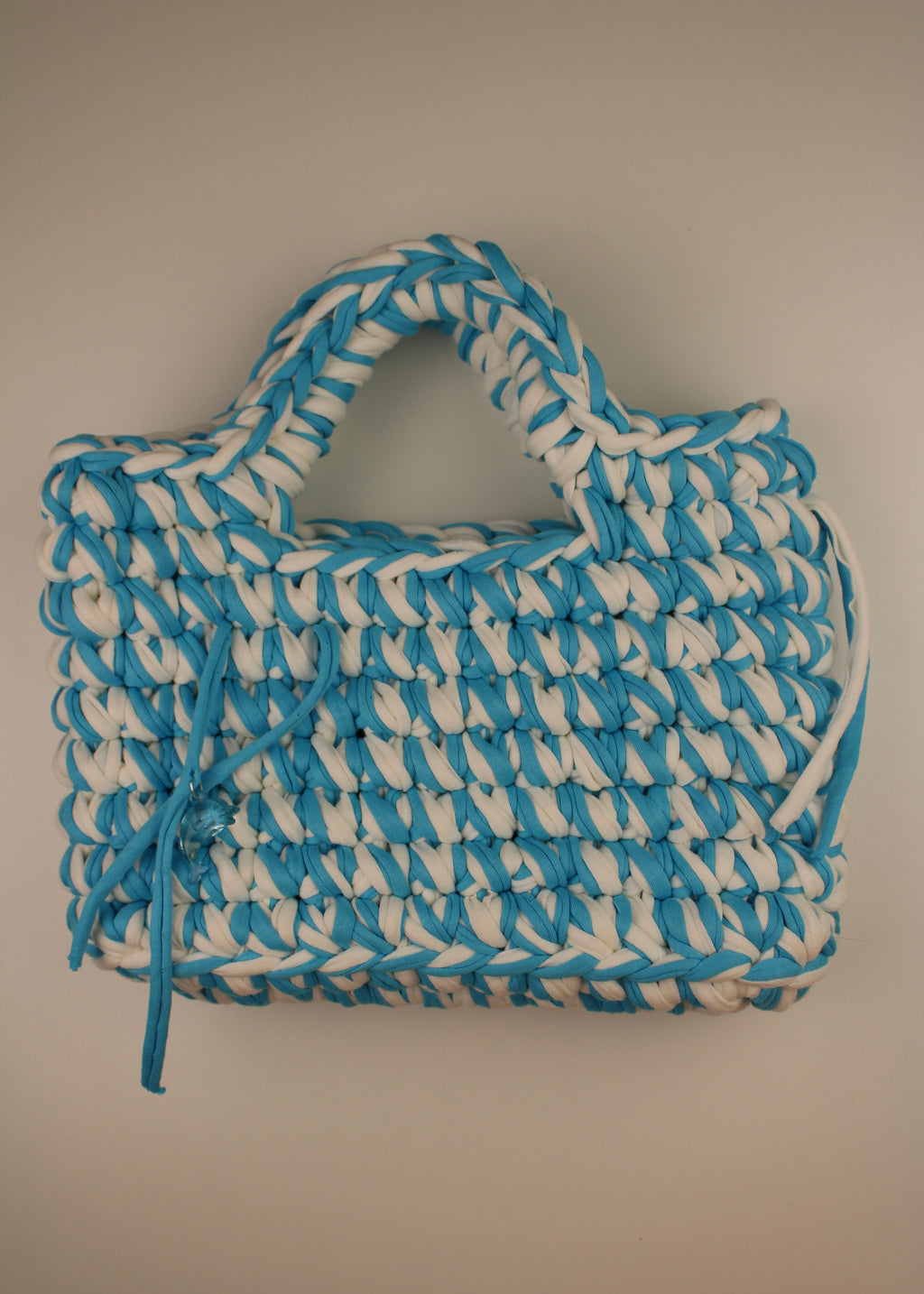 Shell Drop-Hand Bag